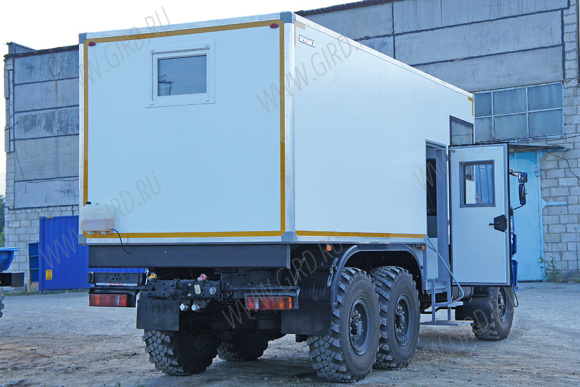 Автобус вахтовый КамАЗ 43118 с отсеком отдыха 5