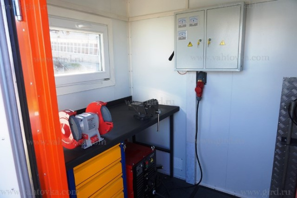 АНРВ КамАЗ 43118-3011-50 с КМУ ИМ-55 9