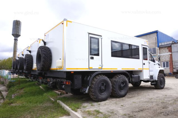 Вахтовый автобус Урал Next, 16 мест с багажным отсеком 4