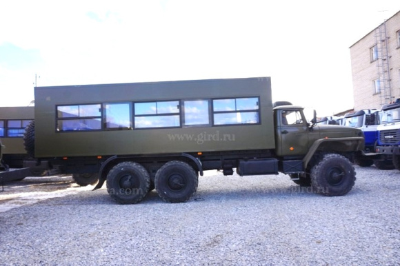 Вахтовый автобус "Берлога" Урал 432007-0052951-30 (правый руль) 3