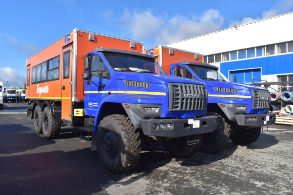 Вахтовый автобус Берлога 28 мест на шасси Урал 4320-6952-72