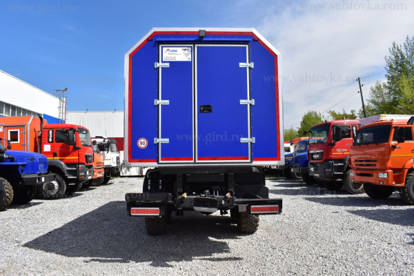 Маслостанция на шасси КамАЗ 43118-50 Маслостанция на шасси КамАЗ 43118-50