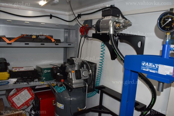 Мастерская с КМУ ИНМАН ИМ 95  на шасси Урал 4320-1912-40М 7