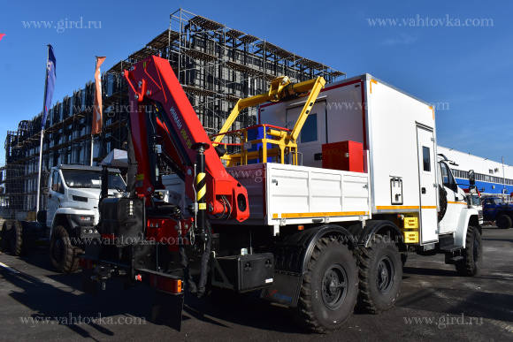 АРОК на шасси Урал 4320 с КМУ ИМ-95 3