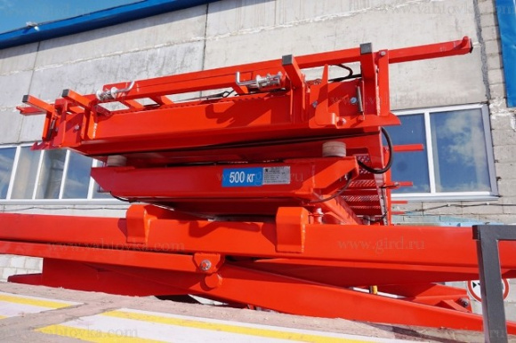 Подъемник ножничный поворотный с высотой подъема площадки 8,5 метра на базе шасси КамАЗ 43118 4