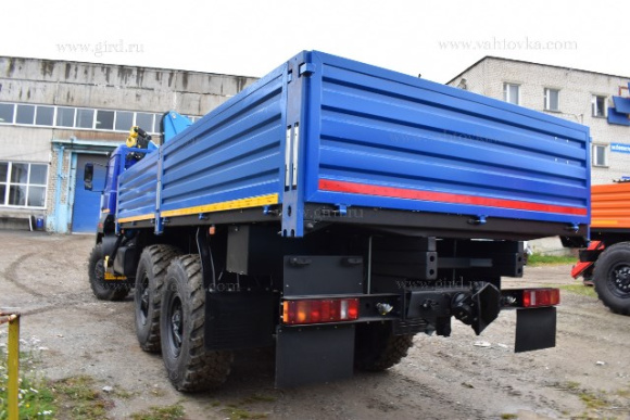 Бортовой автомобиль Урал 4320-4972-80М с КМУ ИМ-150 3