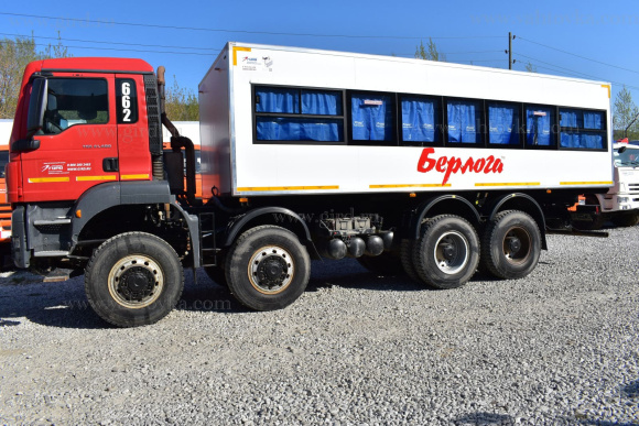 Вахтовый автобус БЕРЛОГА 30 мест на шасси Man