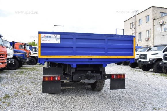 Бортовой автомобиль на шасси Урал 4320 с КМУ PK 7.001 3