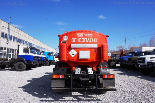 АТЗ-11 на шасси Урал Next