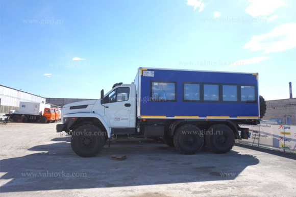 Вахтовый автобус на шасси Урал Next, 22 места