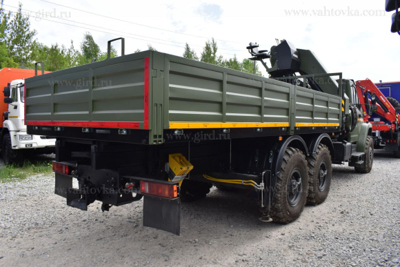 Бортовой Урал 4320-6952-74Е5А32Б27М37 с КМУ ИМ-320