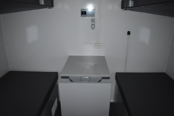 Транспортно-бытовой автомобиль (ТБМ) с ремонтным отсеком на шасси УРАЛ NEXT 10