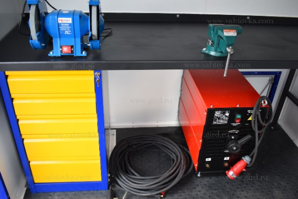 АРОК КамАЗ 43118-3027-50 с КМУ PK 6500A 12