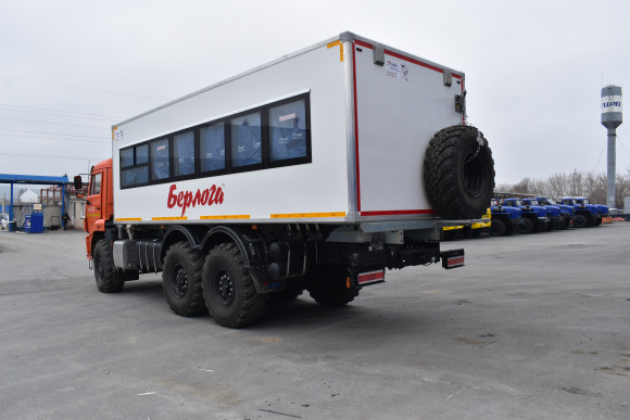 Вахтовый автобус Берлога 28 мест на шасси Камаз 43118-50 4