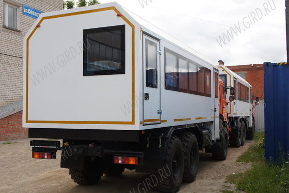 Автобус вахтовый КамАЗ 43118 RF "Берлога" (28+2 мест) 3