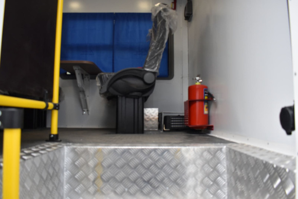 Вахтовый автобус на базе Урал Next 4320-6954-16, 12 мест, с багажным отсеком 5