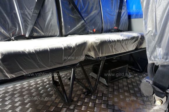 Вахтовый автобус "Берлога" на шасси КамАЗ 43502 9