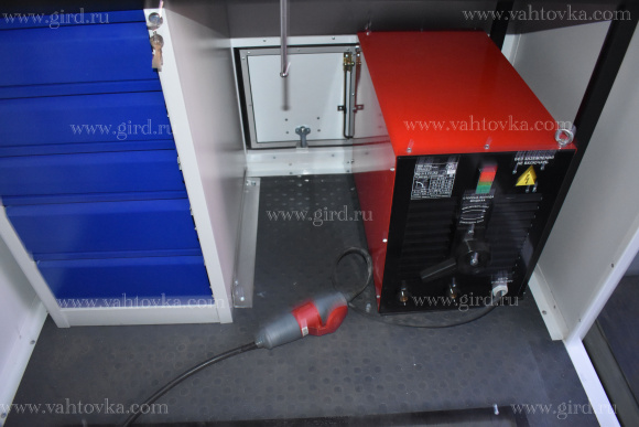 ПАРМ с бортовой платформой и КМУ ИНМАН ИМ 55 на шасси Камаз 43118