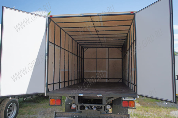 Промтоварный фургон HINO 500 5