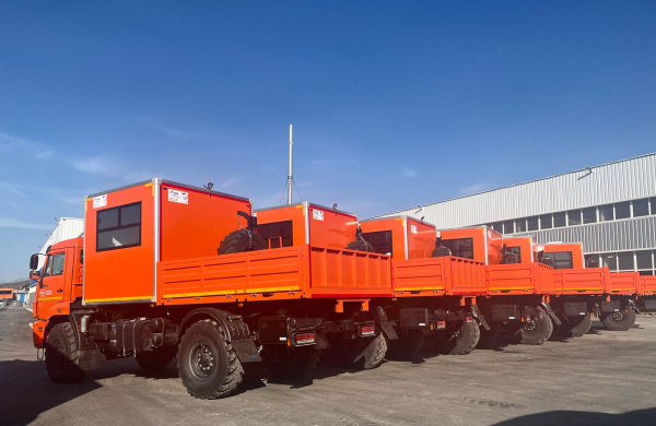Грузо-пассажирский автомобиль на шасси КамАЗ 43502 