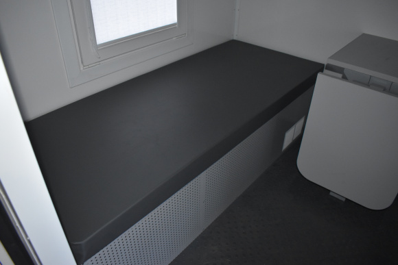 Транспортно-бытовой автомобиль (ТБМ) с ремонтным отсеком на шасси УРАЛ NEXT 13