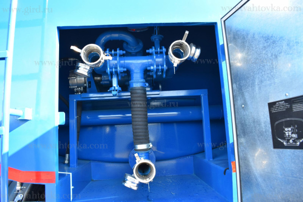 АЦВ-10 на шасси Урал 4320 2