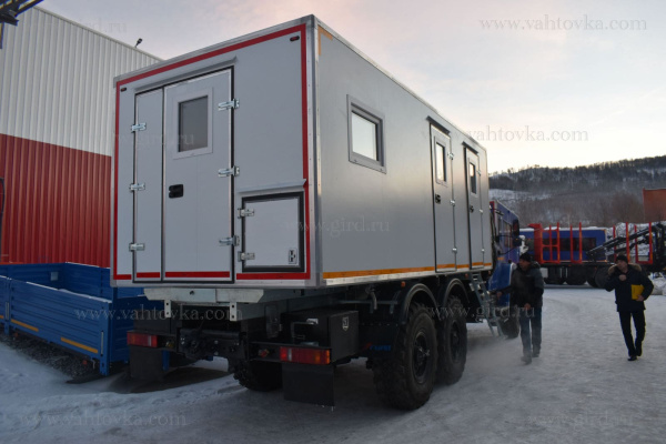 Автомобиль-лаборатория контроля технического состояния трубопровода на шасси Урал 4320-6952-74Е5Г38 Автомобиль-лаборатория контроля технического состояния трубопровода на шасси Урал 4320-6952-74Е5Г38