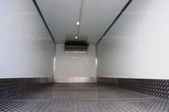 Фургон изотермический на шасси Урал 432007-30 с ХОУ 6