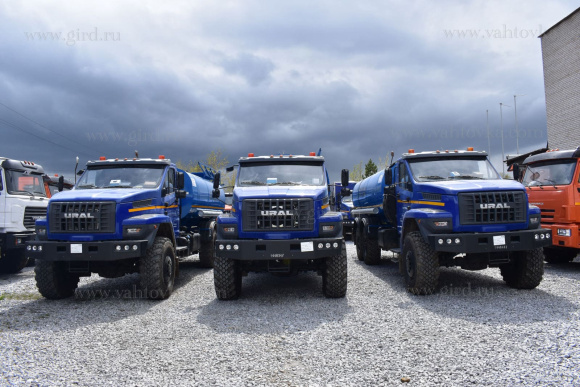 Автоцистерна для воды АЦПТ-10 на шасси Урал 4320 2