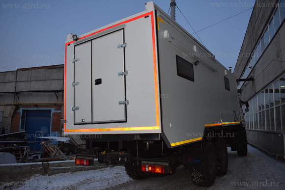 Автодом переменного объема на шасси КамАЗ 43118 15