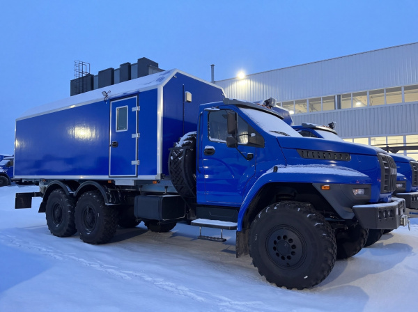Передвижная мастерская (ПАРМ) с бытовым отсеком на шасси УРАЛ NEXT 4320-6952 1