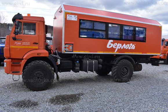 Автобус вахтовый КамАЗ 43502-3036-66 с грузовым отсеком (18 мест) 2