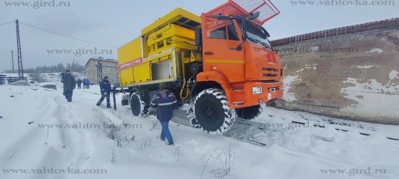 Автомобиль аварийной службы с комбинированным ходом ТСПП-ГИРД на шасси Камаз 43502 7