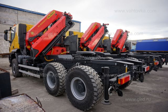 Trakker AT380T45W с КМУ Palfinger РК 40002-EH D 5