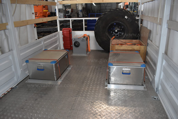 Бортовой автомобиль Урал Next с двухрядной кабиной с КМУ РК-17001А 4