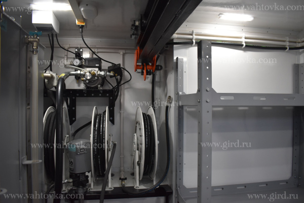 Маслостанция с КМУ ИНМАН ИМ 150 на шасси Камаз 43118 Маслостанция с КМУ ИНМАН ИМ 150 на шасси Камаз 43118