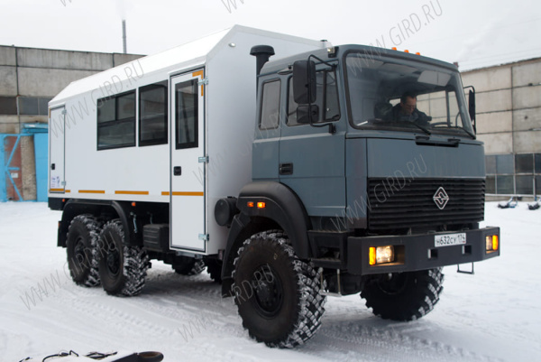 Автобус Вахтовый Урал 4320-4151-79ПН (9 мест) 1