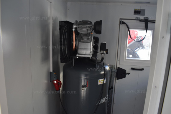 ПАРМ Урал Next 4320-6952-72 с КМУ РК 11001 5