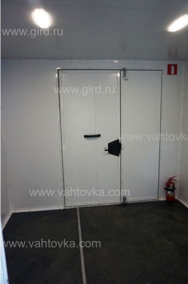 Вахтовый автобус "Берлога" Урал 4320-1912-60М, 8 мест, с грузовым отсеком 7