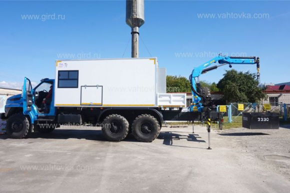 Маслостанция Урал Next 4320-6952-72Г38 с КМУ ИМ-100 2