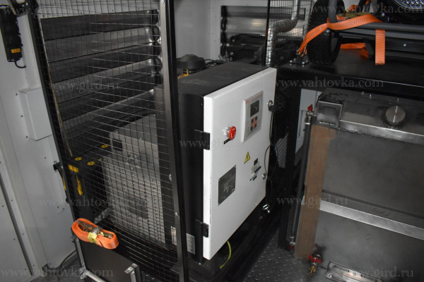 Маслораздаточный комплекс-фургон Маслораздаточный комплекс-фургон