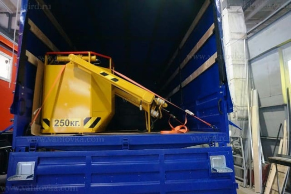 КамАЗ 43118 с КМУ ИМ-150N, тентованный 6