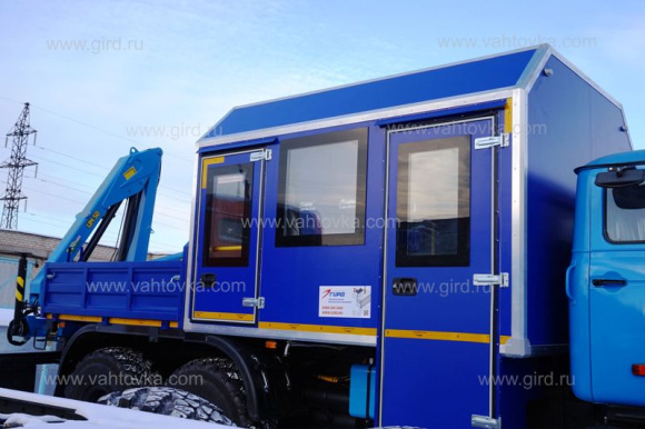 Вахтовый автобус Урал 4320-1912-60М с КМУ ИМ-50 2