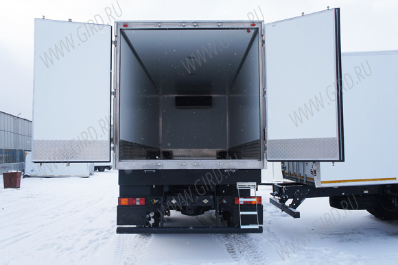 Урал 4320-4971-80 Изотермический фургон, рефрижератор 4