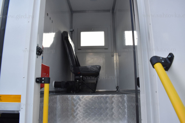 Маслостанция Камаз 43118-23027-50 с КМУ ИМ 95 Маслостанция Камаз 43118-23027-50 с КМУ ИМ 95