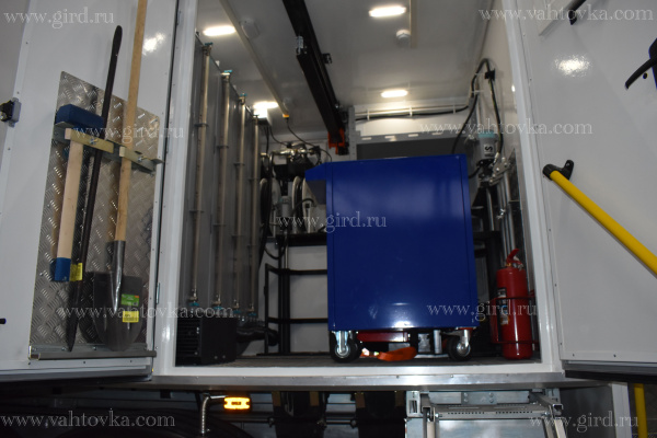 Маслостанция с КМУ ИНМАН ИМ 150 на шасси Камаз 43118 Маслостанция с КМУ ИНМАН ИМ 150 на шасси Камаз 43118