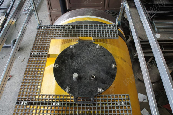 Автоцистерна на шасси УРАЛ 5557-4112-80М 4