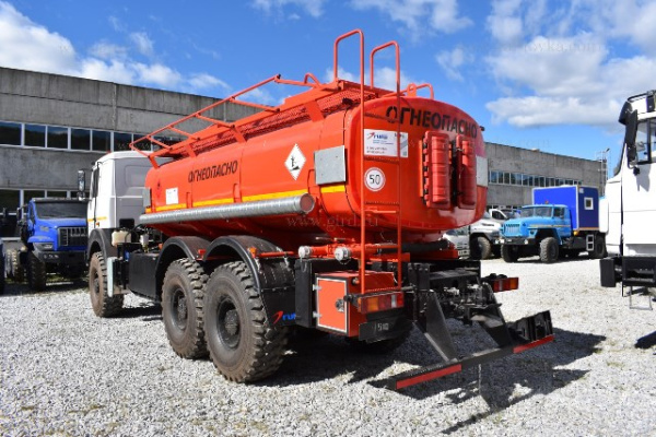 AT3-12 на шасси МАЗ