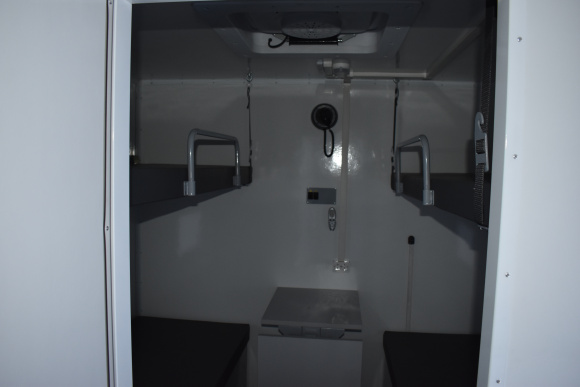 Транспортно-бытовой автомобиль (ТБМ) с ремонтным отсеком на шасси УРАЛ NEXT 9