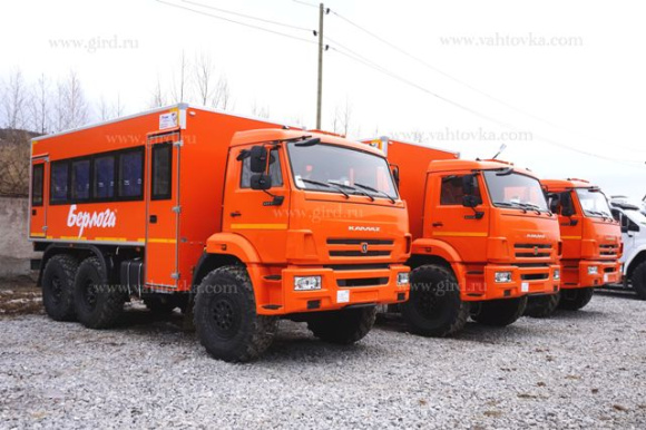 Вахтовый автобус "Берлога" КамАЗ 43118-3027-46 (22 места)